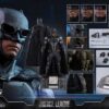 Batman Tactical Batsuit Hot Toys MMA Figur 1/6 - Bild 4