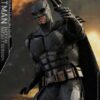 Batman Tactical Batsuit Hot Toys MMA Figur 1/6 - Bild 5