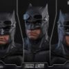Batman Tactical Batsuit Hot Toys MMA Figur 1/6 - Bild 3
