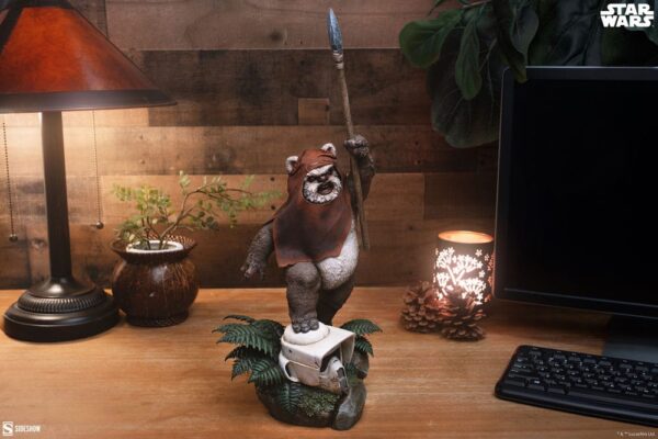 Star Wars Ep. VI Return of the Jedi Premium Format Statue Wicket - Bild 2