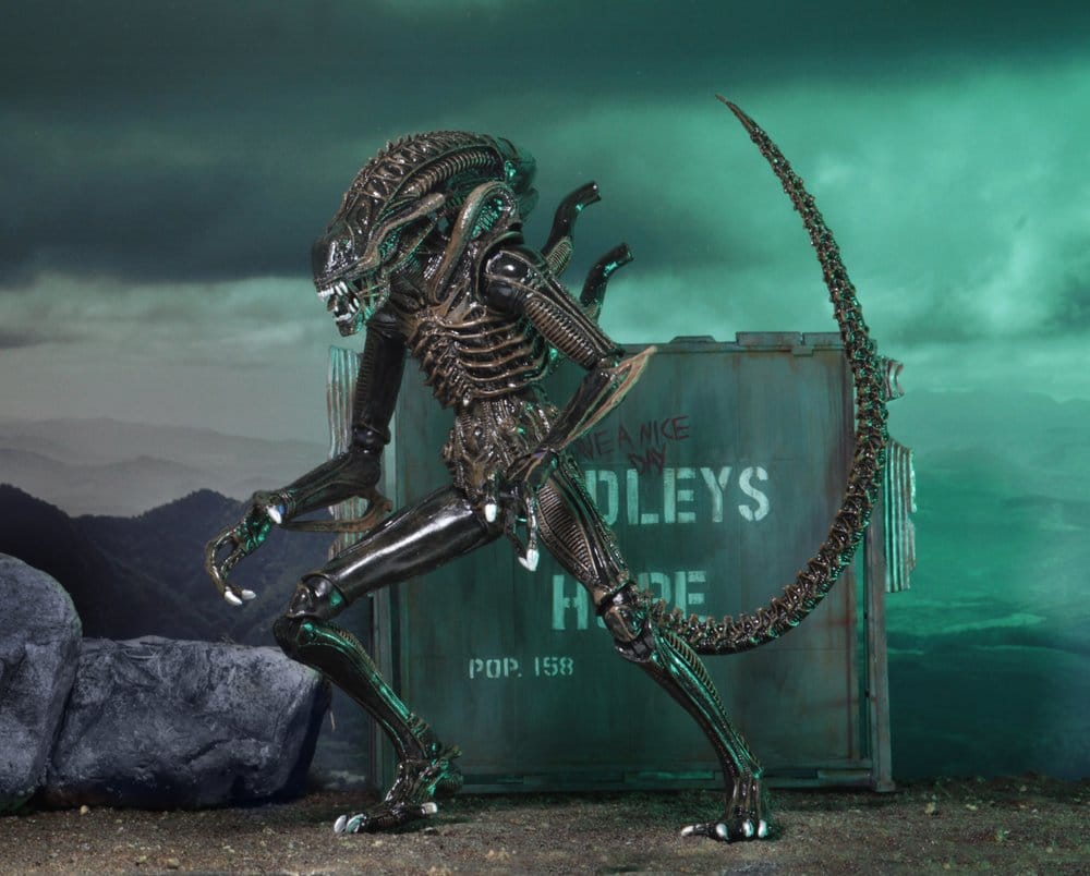 Aliens Ultimate Action Figure Warrior (1986) Brown från NECA